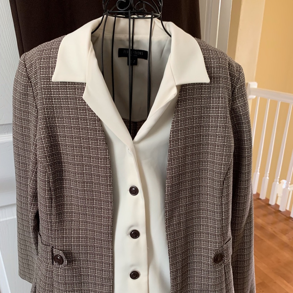 Perceptions two piece dress suit